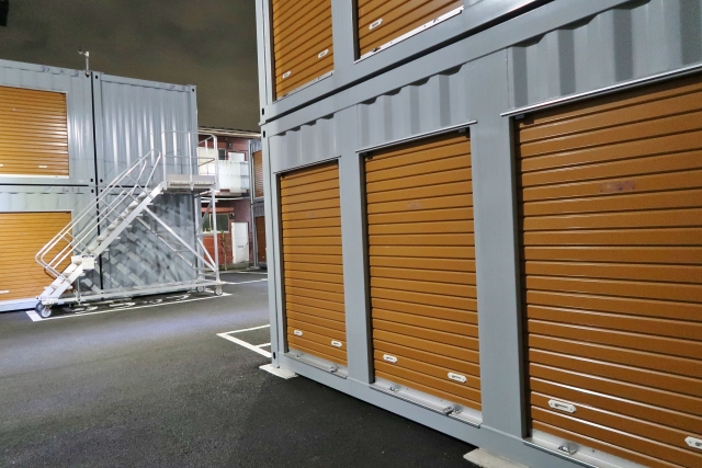 引越し荷物が多すぎる！トランクルーム活用でスッキリする方法